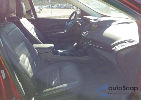 2019 Ford Escape Titanium from USA, damaged, VIN 1FMCU9J95KUC28201